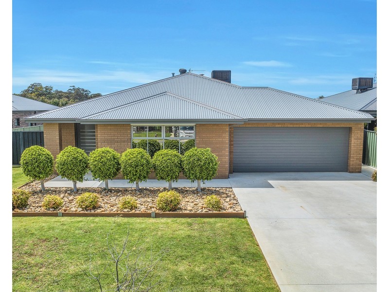 105 Mayflower Drive, Moama NSW 2731