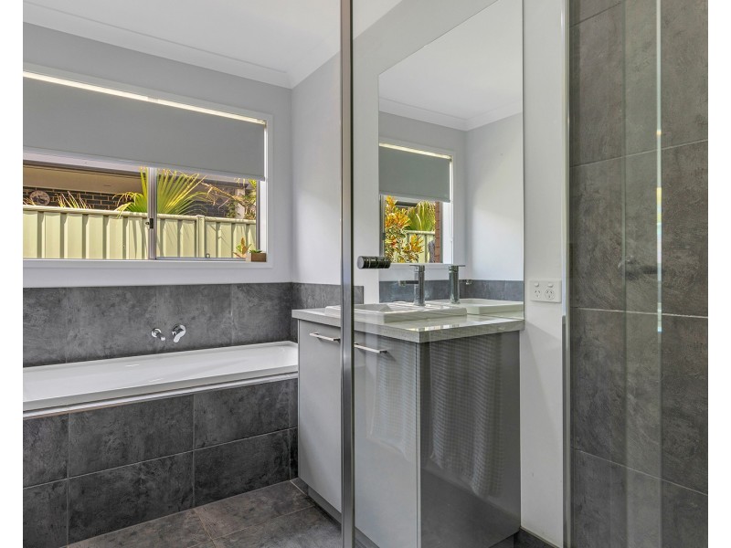 105 Mayflower Drive, Moama NSW 2731