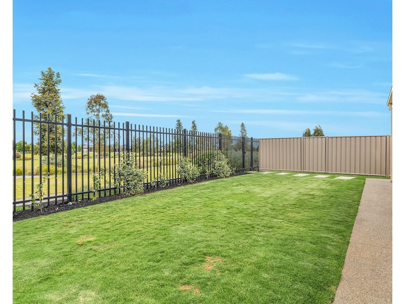 13 Yakoa Natya Avenue, Echuca VIC 3564