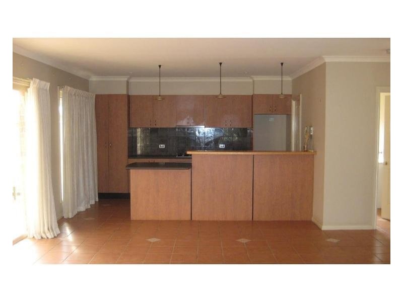 36 Genevieve Avenue, Echuca VIC 3564