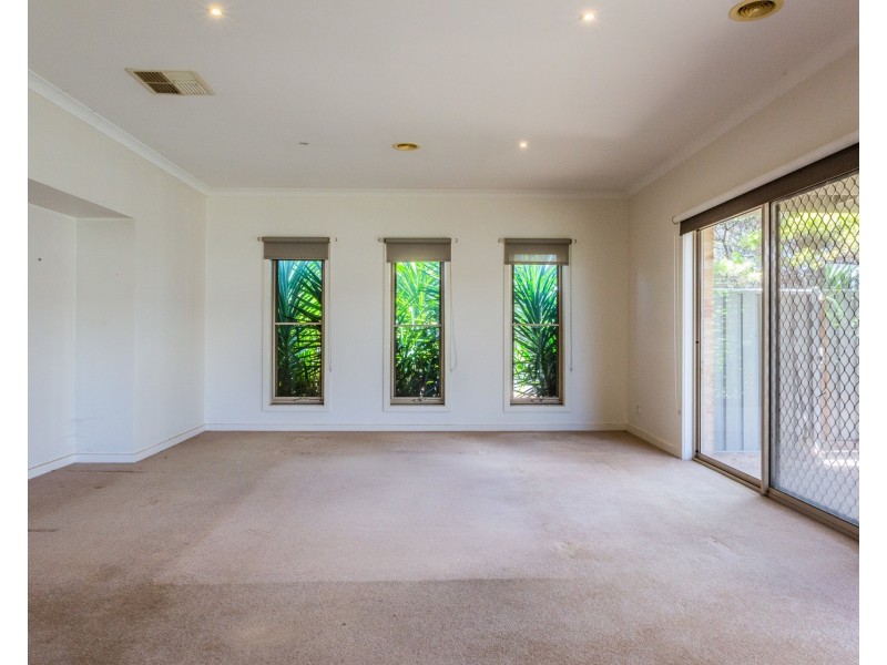 11B Brenton Avenue, Echuca VIC 3564