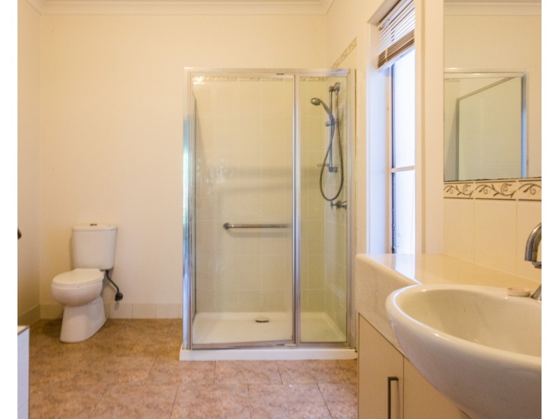 11B Brenton Avenue, Echuca VIC 3564