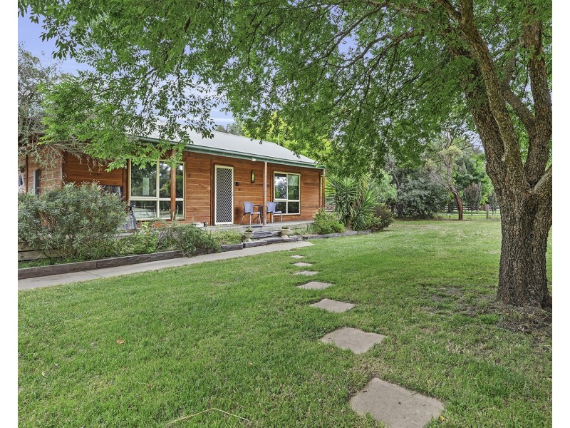 106 Farley Road, Echuca VIC 3564