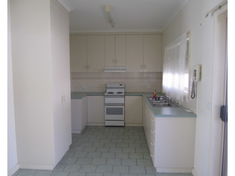 2/1A Henry Street, Echuca VIC 3564