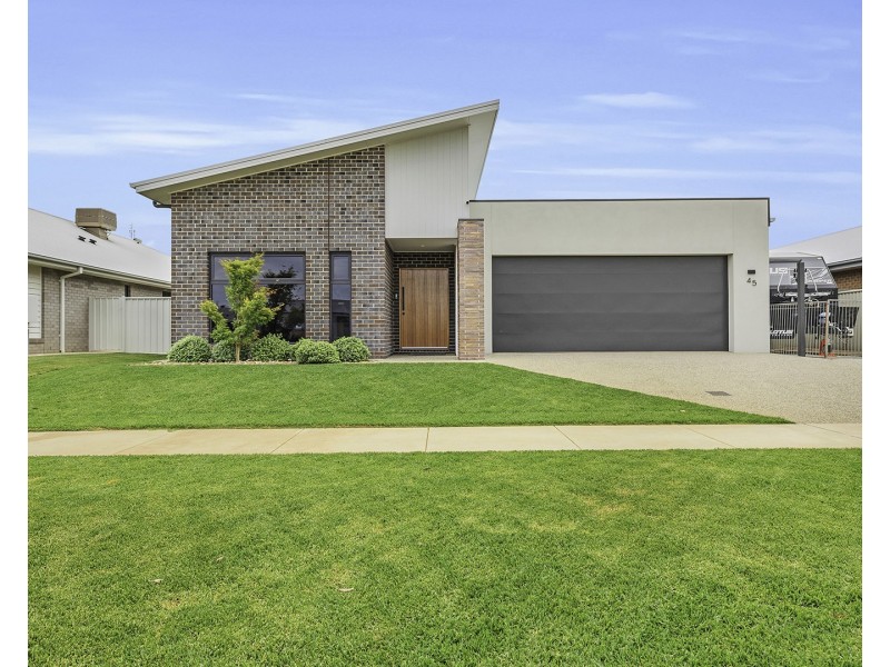 45 Brolga Avenue, Moama NSW 2731