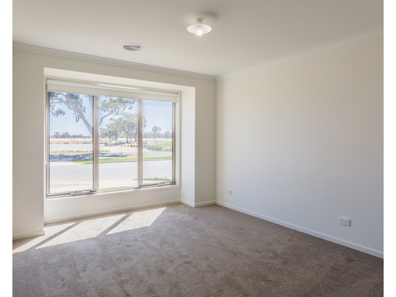 12 Apera Avenue, Moama NSW 2731