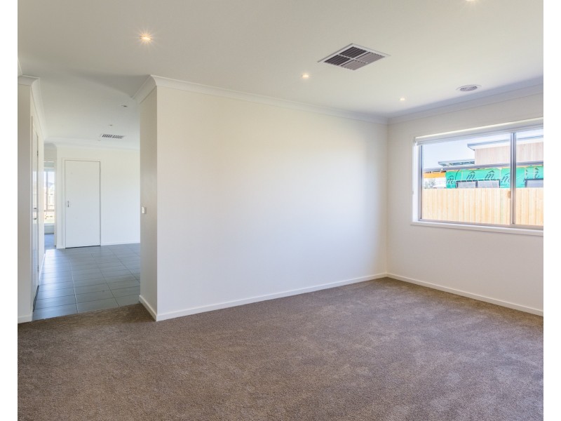 12 Apera Avenue, Moama NSW 2731