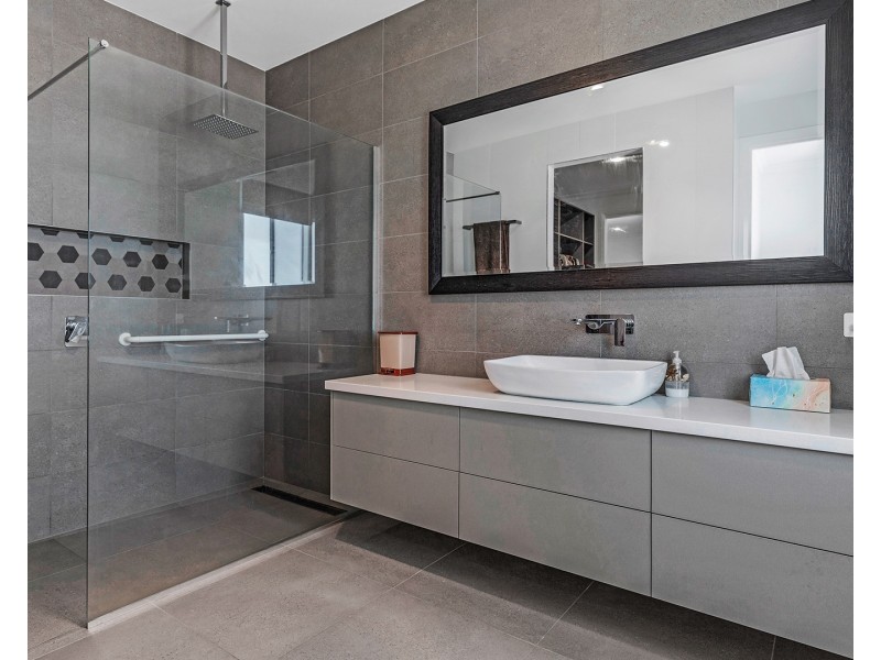 1B Shiraz Court, Moama NSW 2731