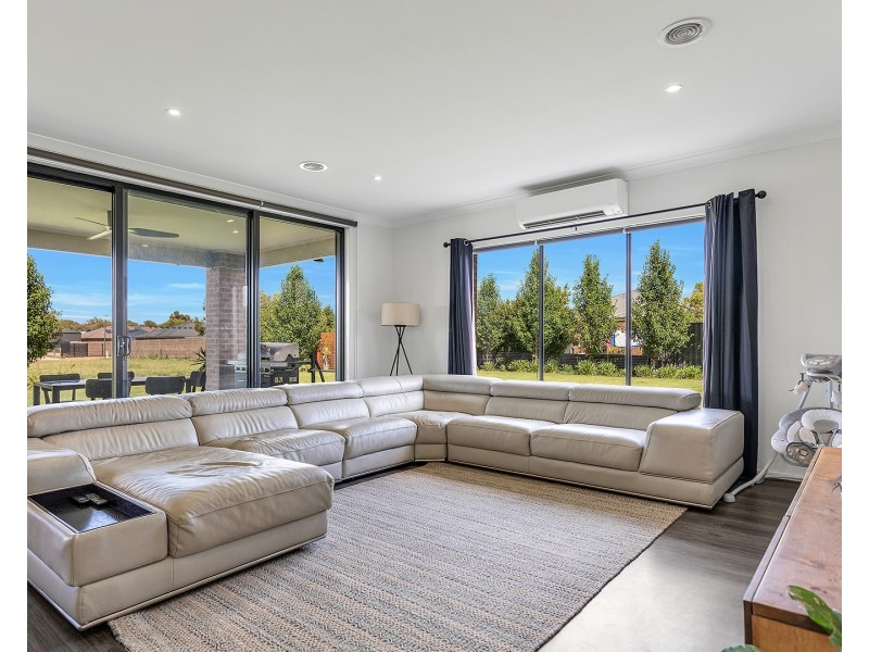 63 Sugar Gums Drive, Moama NSW 2731