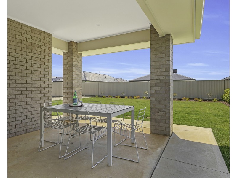 43 Brolga Avenue, Moama NSW 2731