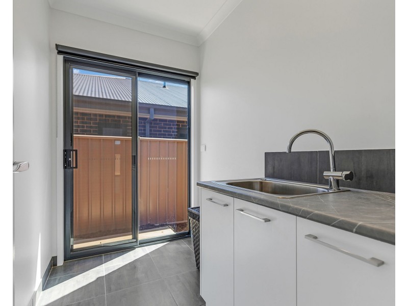 7 Magnolia Drive, Echuca VIC 3564