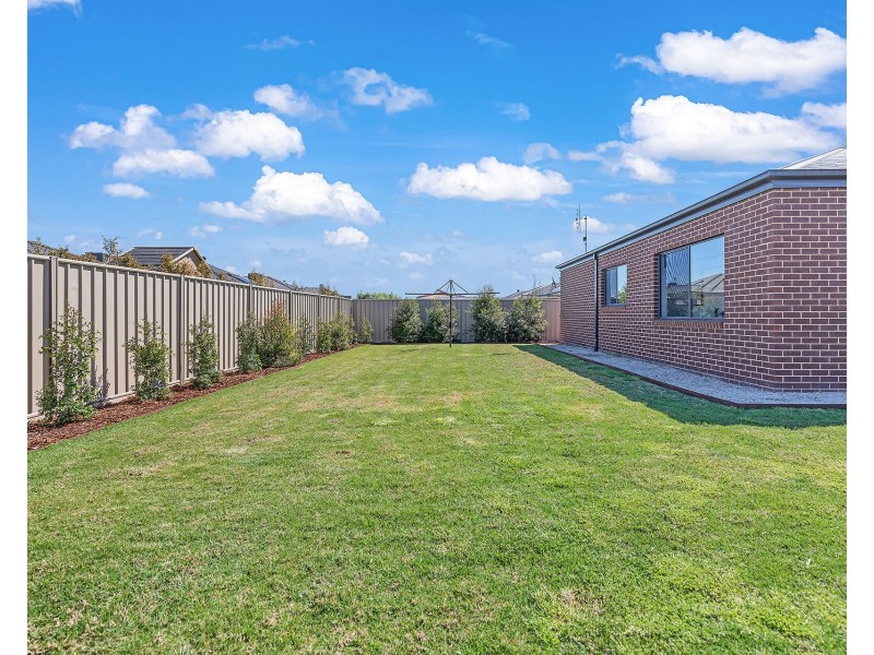 7 Magnolia Drive, Echuca VIC 3564