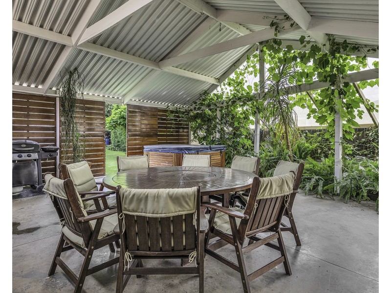 38 Regent Street, Moama NSW 2731