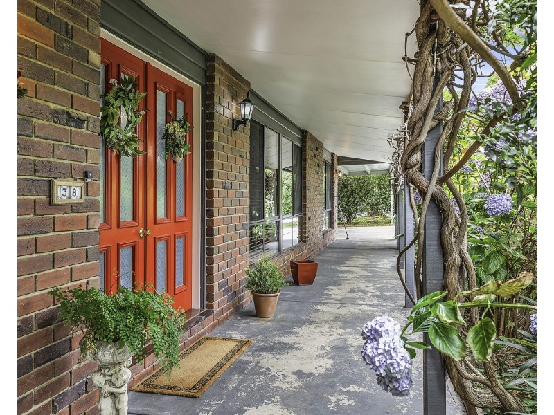 38 Regent Street, Moama NSW 2731