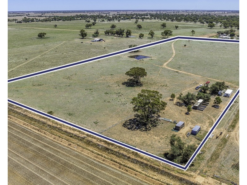 110 Griffith Road, Womboota NSW 2731