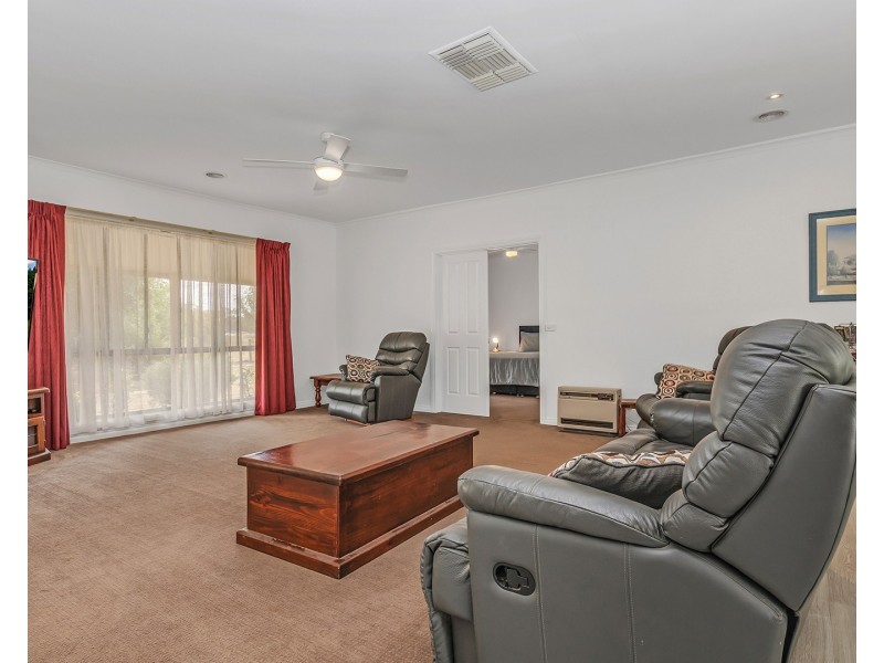 12 Scott Road, Echuca VIC 3564