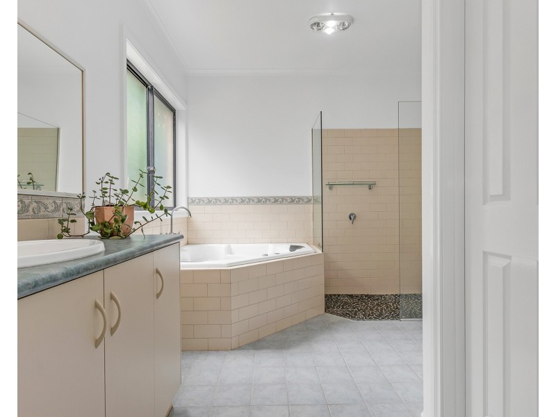 12 Scott Road, Echuca VIC 3564