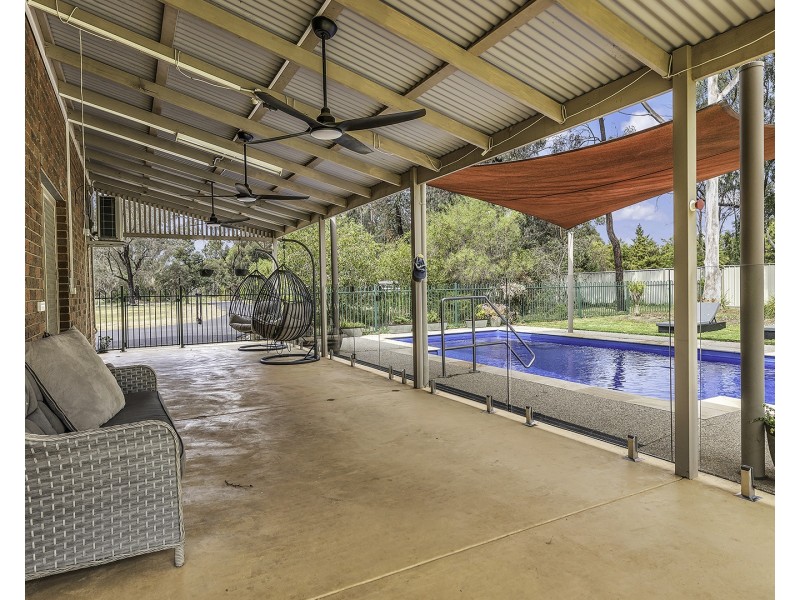 35 River View Court, Echuca VIC 3564