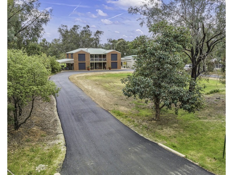 35 River View Court, Echuca VIC 3564