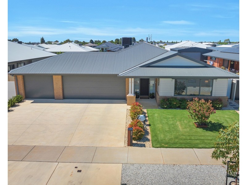 22 Heron Street, Moama NSW 2731