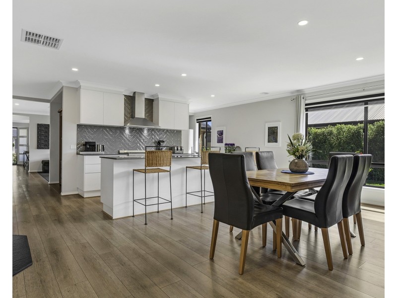 22 Heron Street, Moama NSW 2731