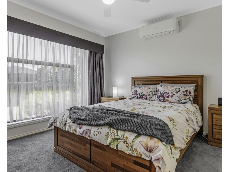 11 Lakeview Drive, Moama NSW 2731