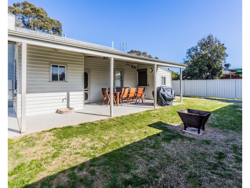 44 Eyre Street, Echuca VIC 3564