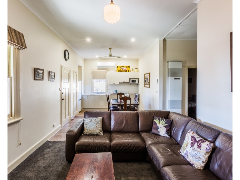 44 Eyre Street, Echuca VIC 3564