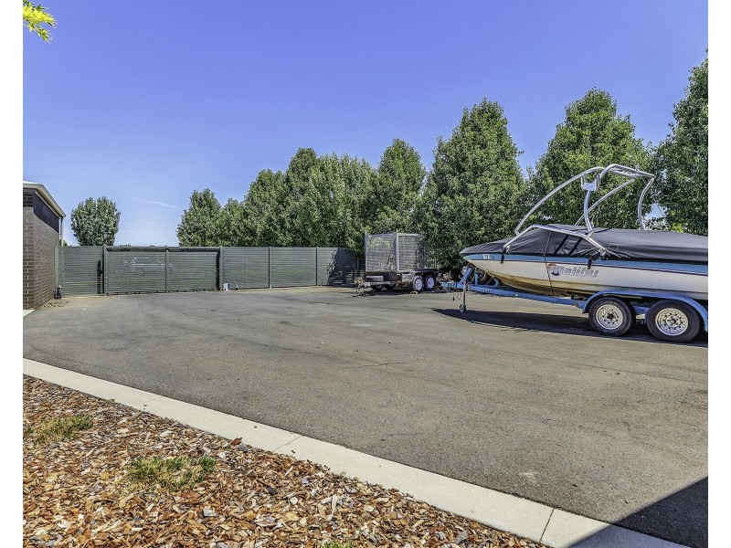 2 Lynn Court, Moama NSW 2731