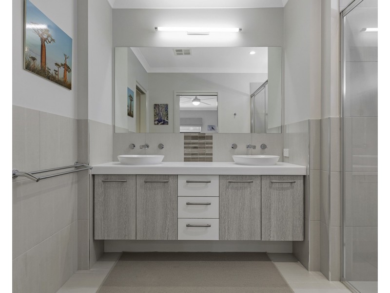 9 Grayson Terrace, Echuca VIC 3564