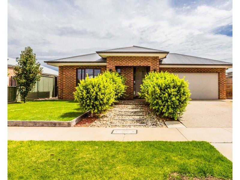 19 Mayflower Drive, Moama NSW 2731