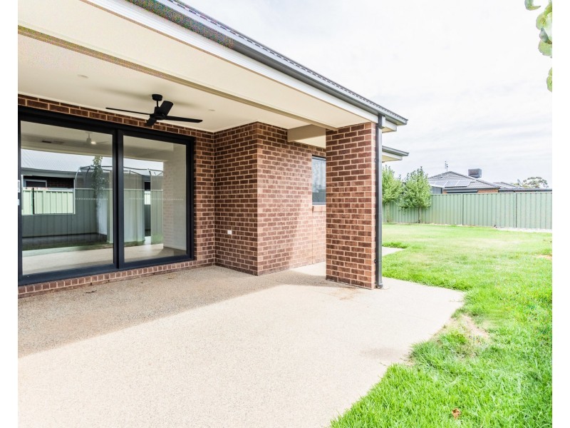 19 Mayflower Drive, Moama NSW 2731