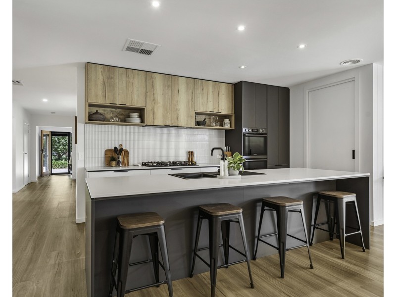 8 Charters Drive, Moama NSW 2731