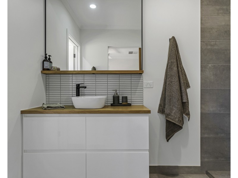 8 Charters Drive, Moama NSW 2731