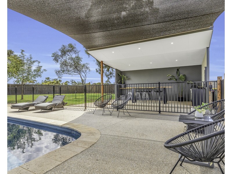 8 Charters Drive, Moama NSW 2731