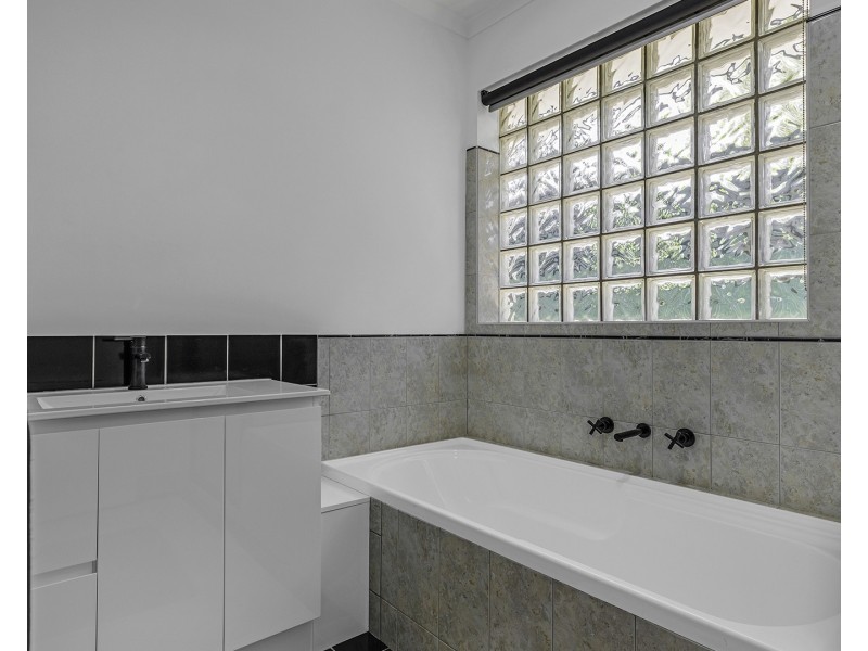 18 Rutley Crescent, Echuca VIC 3564