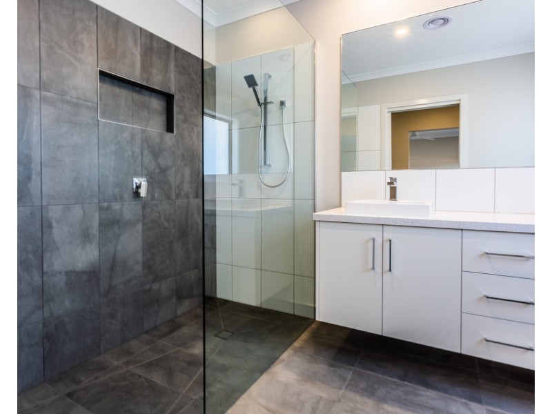 3 Whistler Circuit, Moama NSW 2731