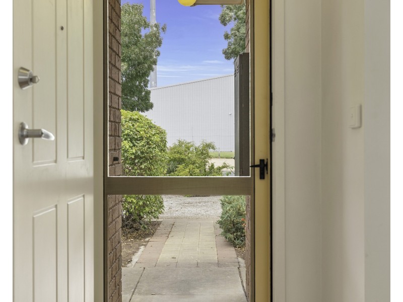1/92 Service Street, Echuca VIC 3564