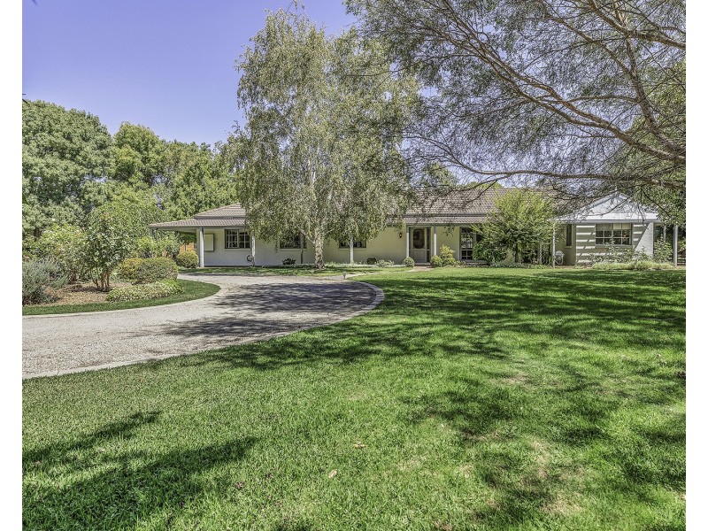 3 Charters Drive, Moama NSW 2731