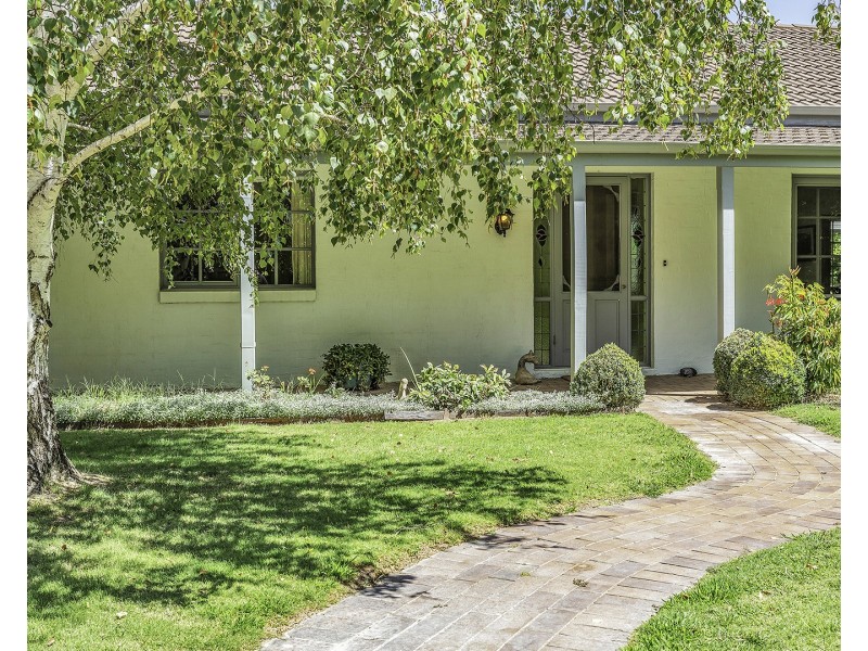 3 Charters Drive, Moama NSW 2731