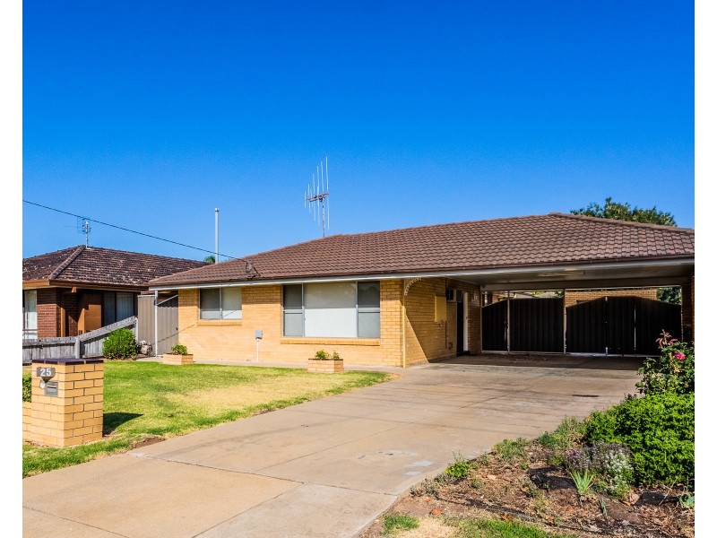 25 Crossen Street, Echuca VIC 3564