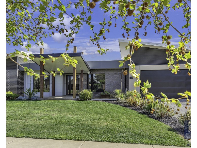 30 Winbi Avenue, Moama NSW 2731