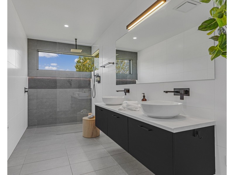 30 Winbi Avenue, Moama NSW 2731