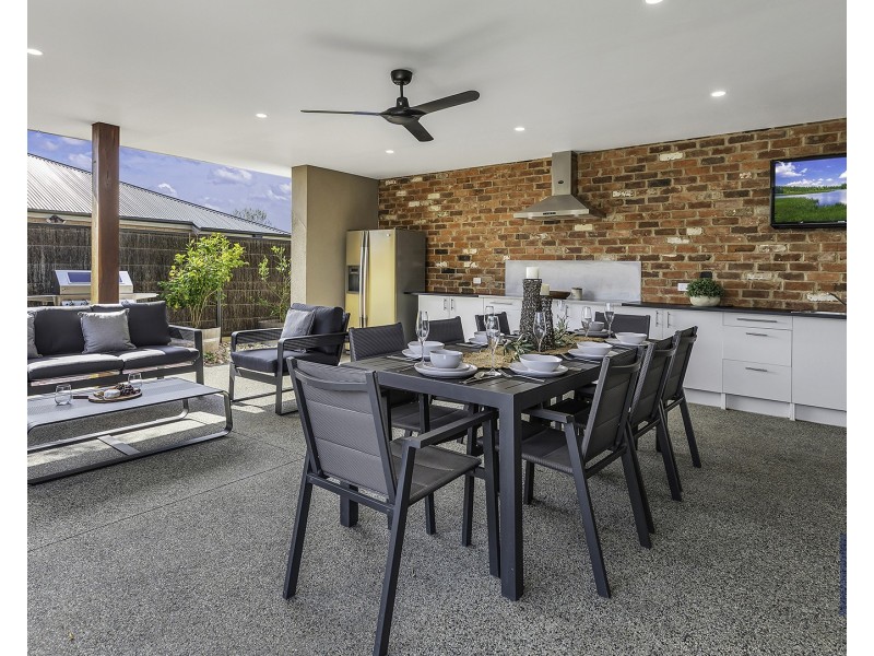 30 Winbi Avenue, Moama NSW 2731