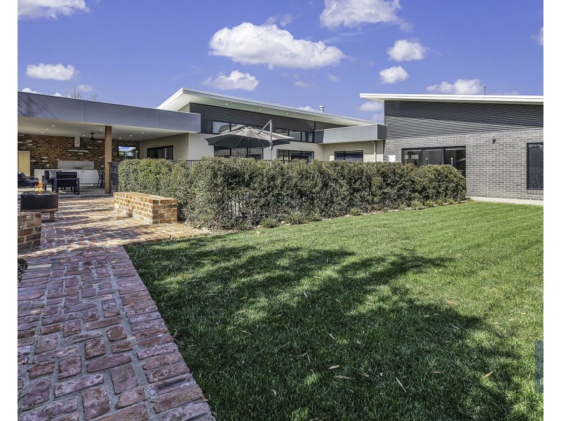 30 Winbi Avenue, Moama NSW 2731
