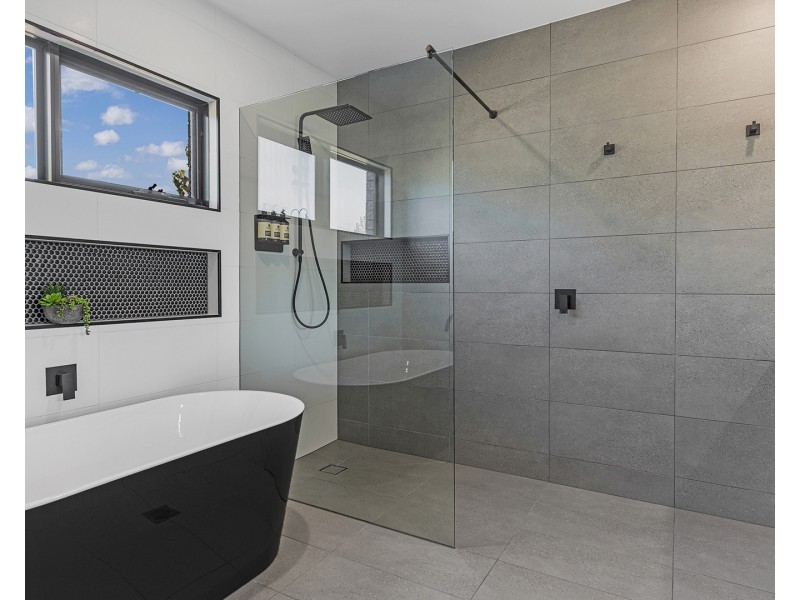 30 Winbi Avenue, Moama NSW 2731