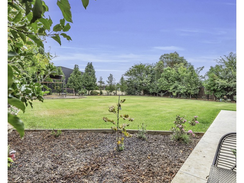 7 Clarke Court, Moama NSW 2731