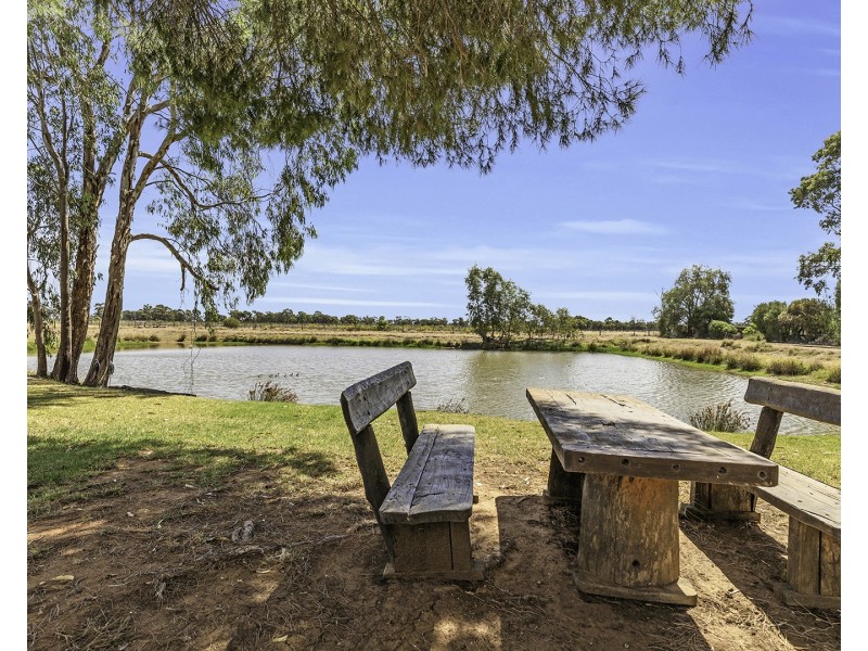 32 Clifton Street, Mathoura NSW 2710