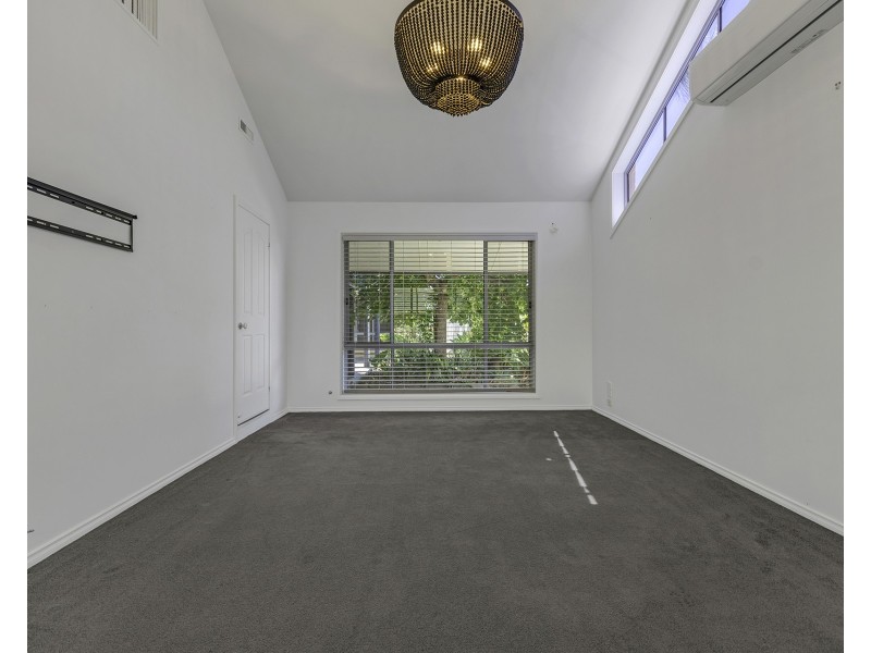24 Kooyong Court, Echuca VIC 3564