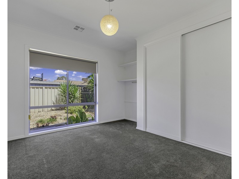 24 Kooyong Court, Echuca VIC 3564